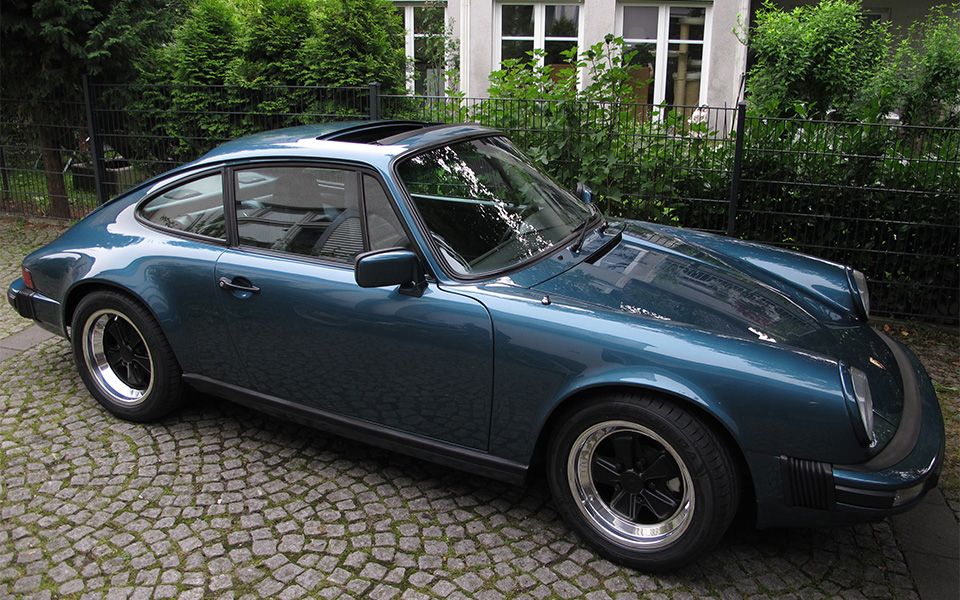 1984 Porsche 911 Coupé, petrolblaumetallic