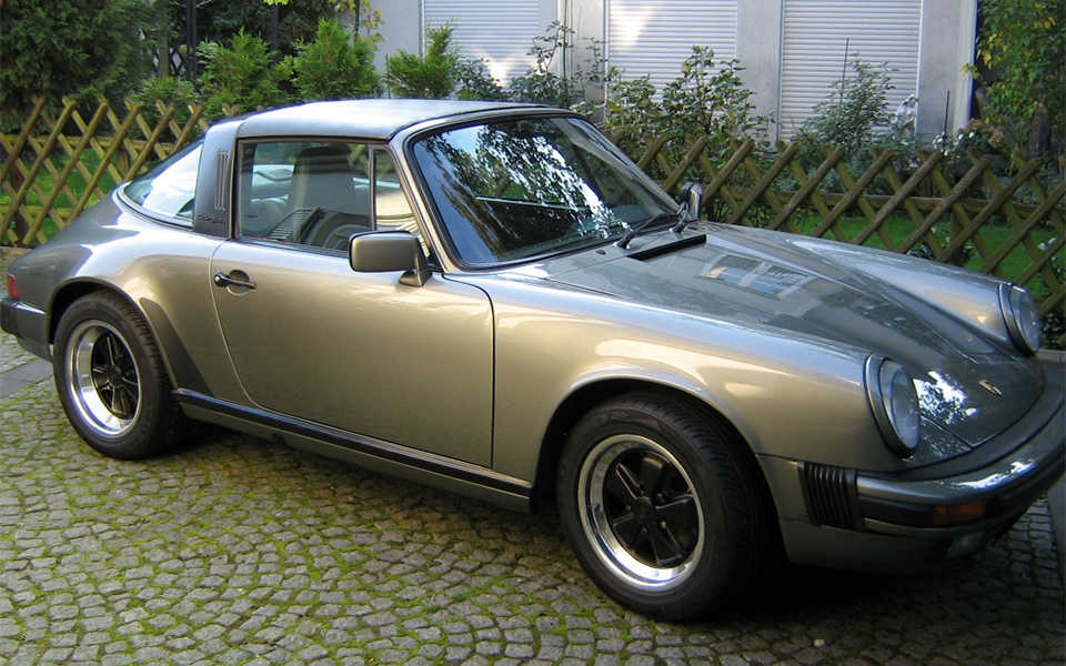 1988 Porsche 911 Targa, granitgrünmetallic