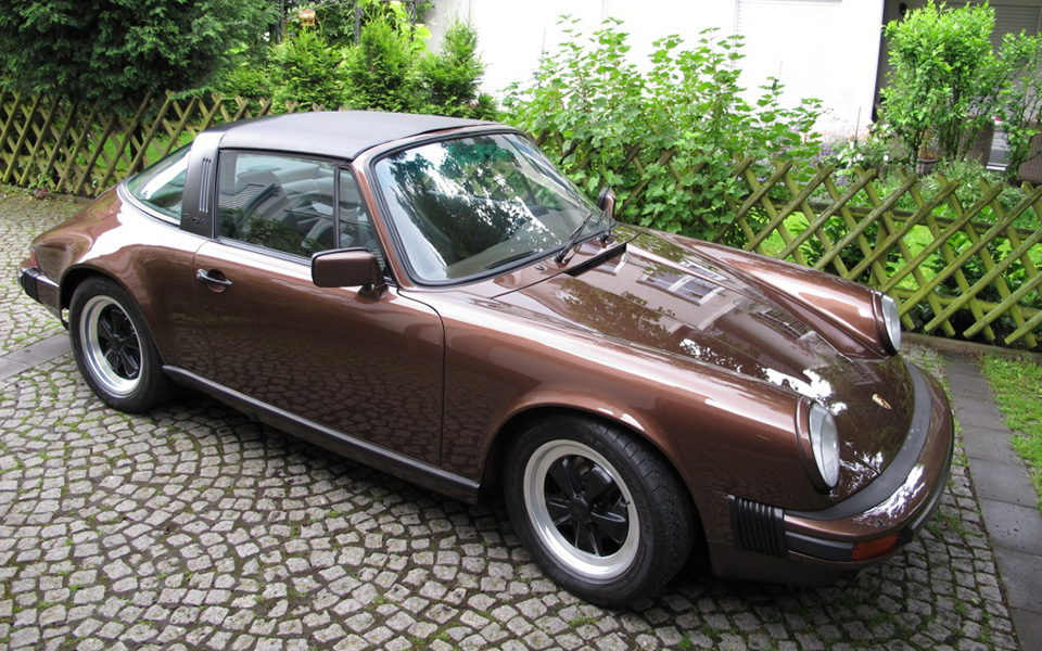 1985 Porsche 911 Targa, muskatbraunmetallic
