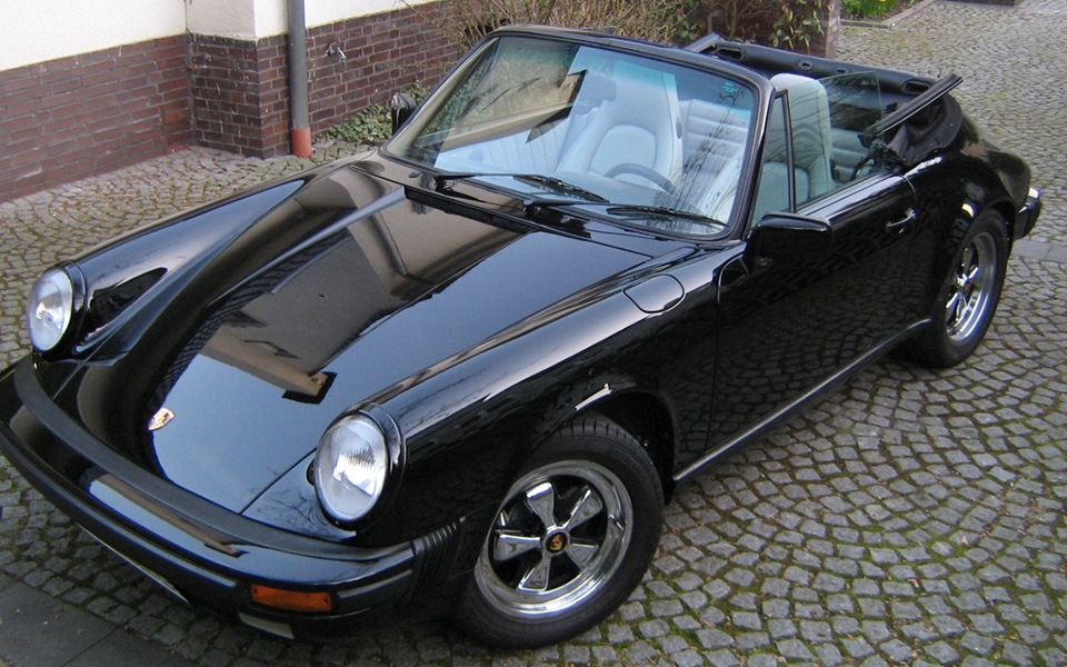 1987 Porsche 911 Cabriolet, schwarz